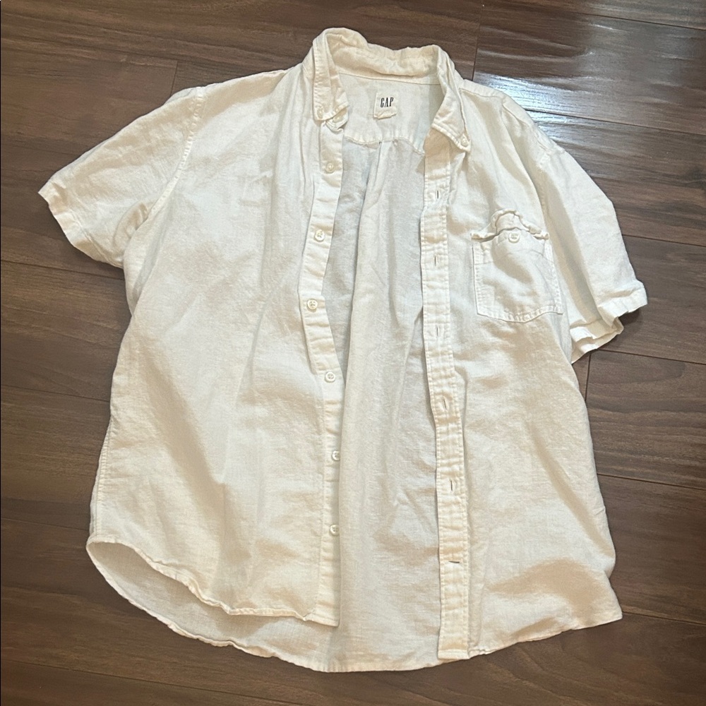 GAP Men's Cream Short Sleeve Button Down Shirt